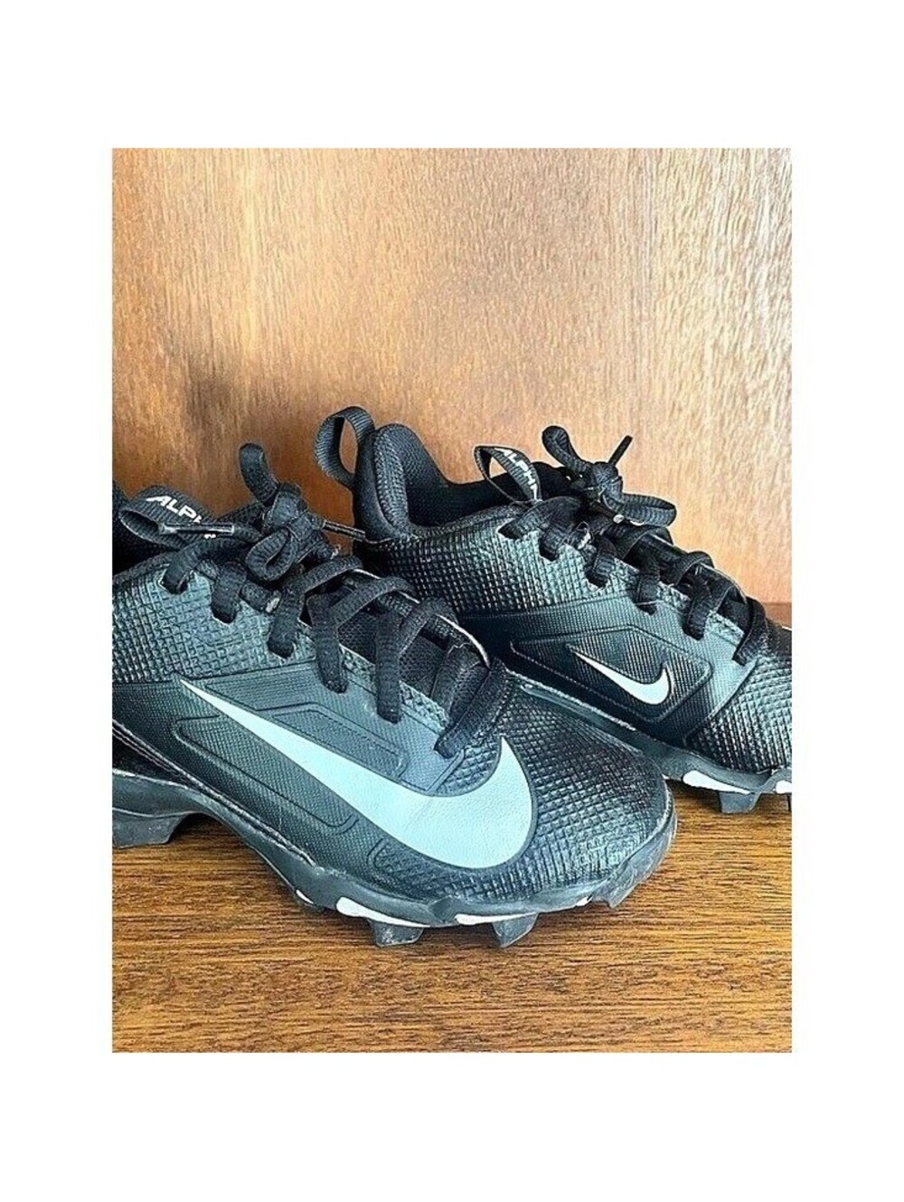 Nike Alpha Black & White Kids US 13C Cleats